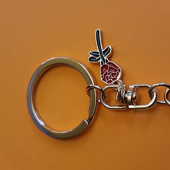 Mom Rhinestone Heart Charm Keychain - Picture 6 of 8